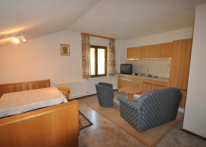 Kristall * توبليتز